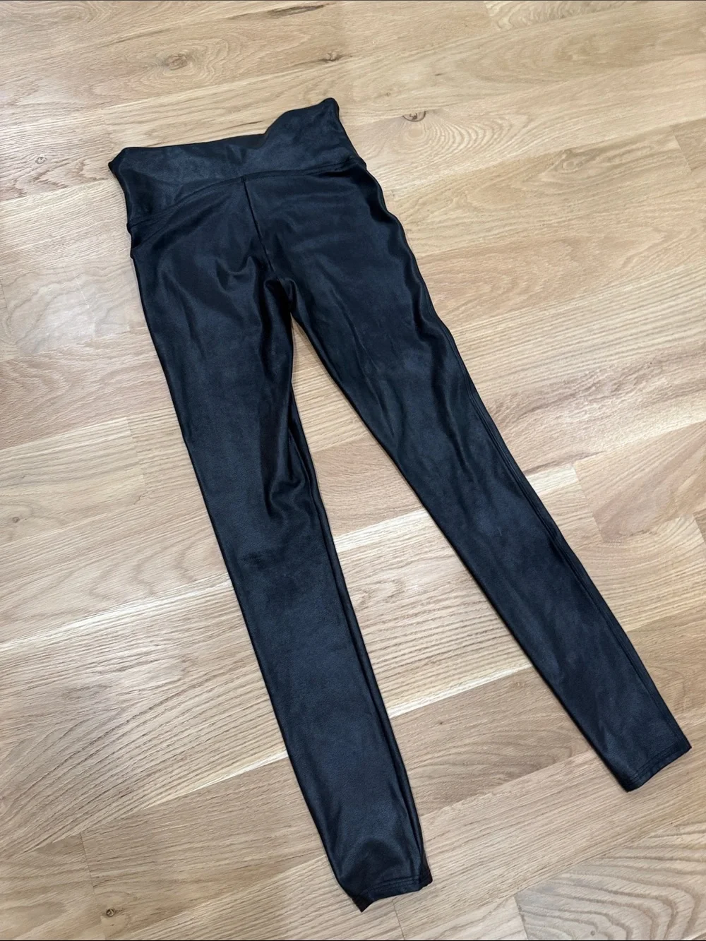 SPANX brand style